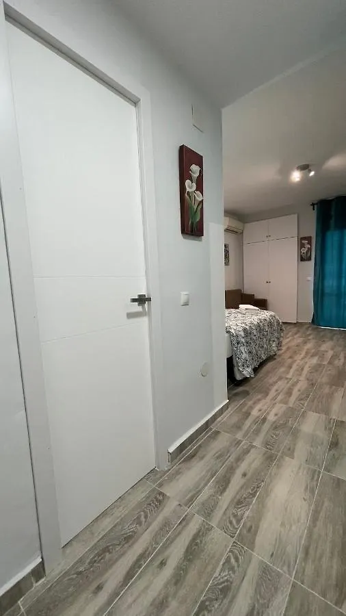 Estudio Benal Beach Benalmádena 0*,