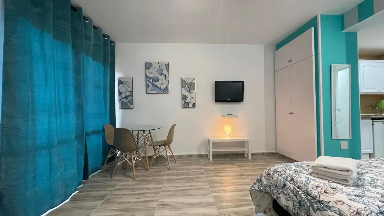 Apartment Estudio Benal Beach Benalmadena Spain